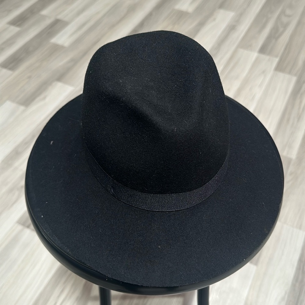 RUBI Women’s Black Wool Hat